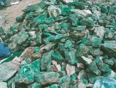  we are noted entity engaged in importing, exporting supreme quality Copper Ore. The combo of its abundance and physical properties make our offered ore is more valuable in the national as well as international market. 